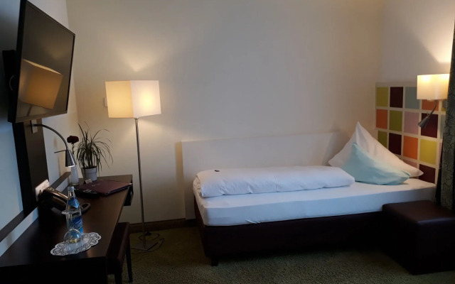 Hotel Arooma