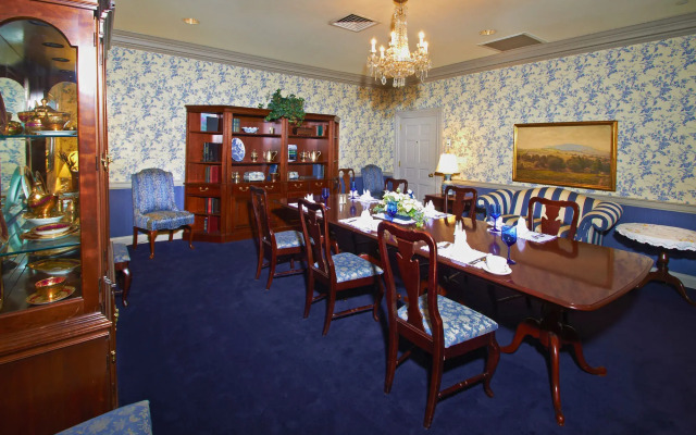 The Nittany Lion Inn
