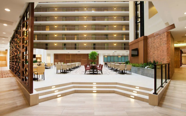 Embassy Suites by Hilton Portland Tigard