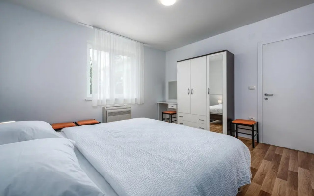 Nice Home in Zminj With Wifi and 3 Bedrooms