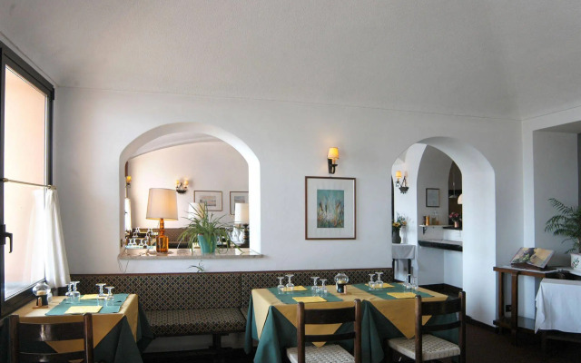 Hotel Eden