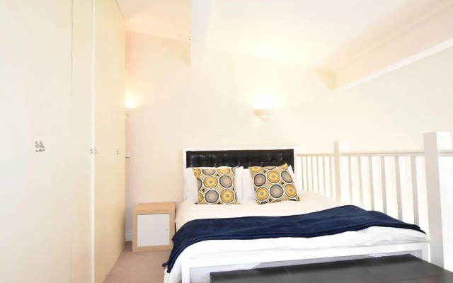 Historic Holiday Home in Sheffield near Town Center