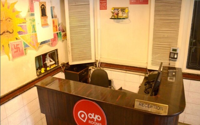 OYO 2161 Hotel Ashray