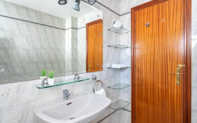 Excellent Apartment with Pool and View Ref 138