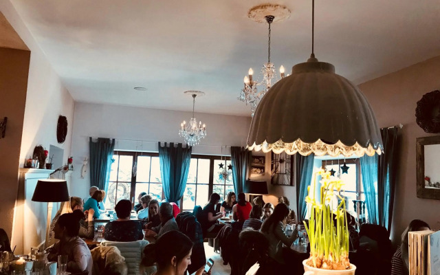 Weiherhof - sleep, eat & smile