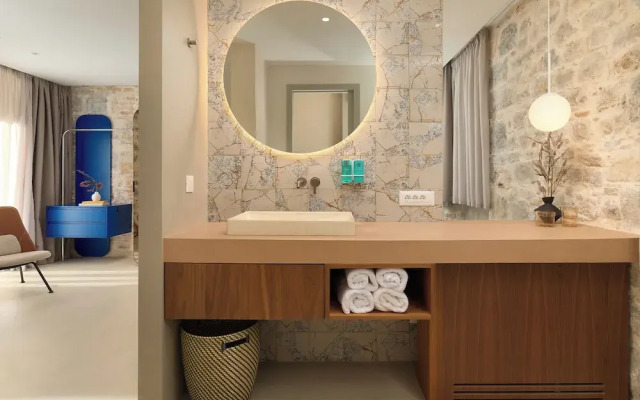 Central Heritage Hotel