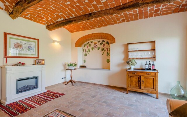 Amazing Home in Ferrere With Wifi and 1 Bedrooms