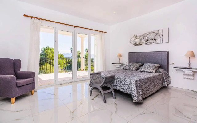 Villa Quiros II