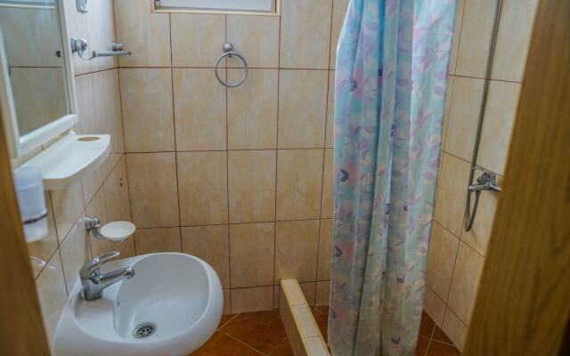 Anel Apartments