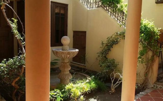 FN460- Charming Cozy Luxury Villa