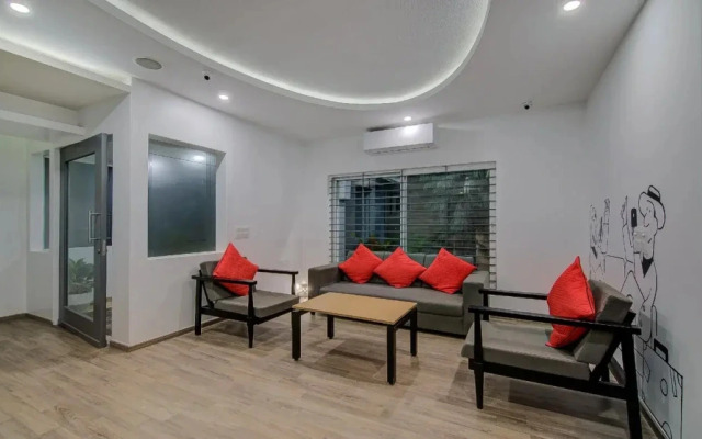 OYO Townhouse 047 Kanakpura Road