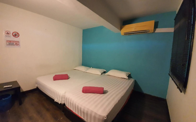 The Travel Hub Guesthouse