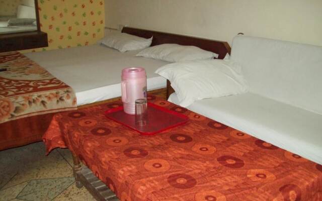 Hotel Majors Den