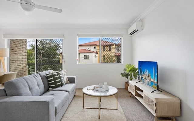 Spacious 2-bed Apartment Near City Centre – Guest Rooms – Brisbane