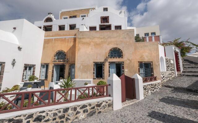 Aigialos Luxury Traditional Houses