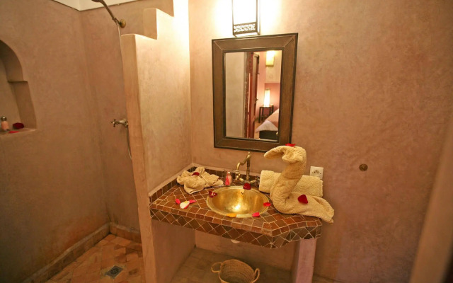 Riad Fabiola et Spa By La Siredrah