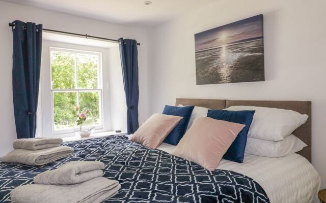 Coastal Pearl