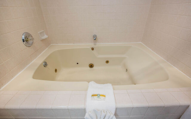 Quality Inn Near Mammoth Mountain Ski Resort