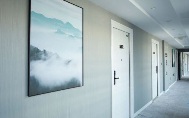 Hui Serviced Apartment