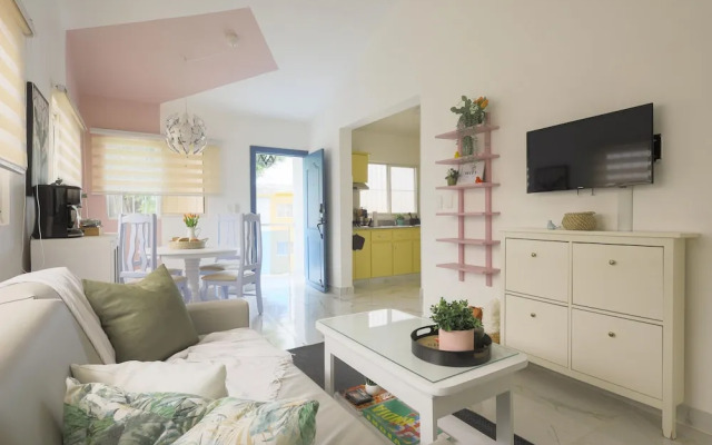 Unwind and Recharge in This Homey Central Retreat