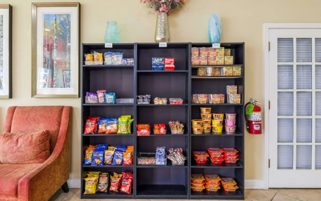 Quality Inn Roanoke Airport