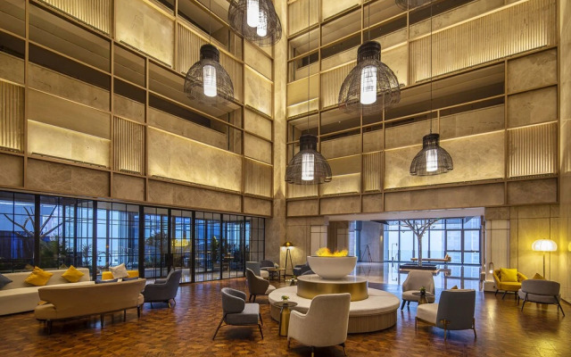 voco Chongqing Chaotianmen by IHG