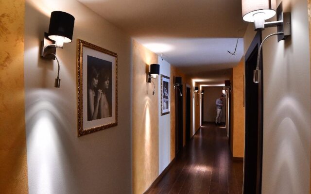 Garni Hotel Garson Lux
