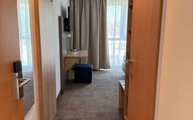 Highway Hotel