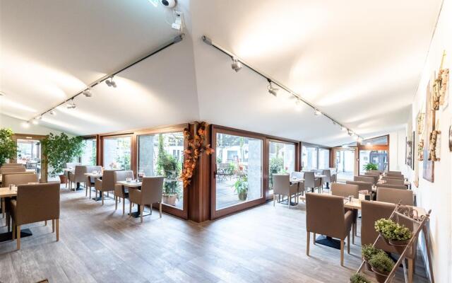 Hotel Sauerlacher Post
