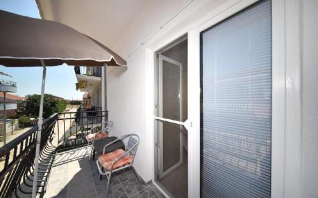 Apartments Zrakic