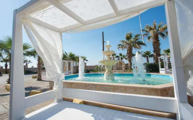 Stella Village Hotel & Bungalows
