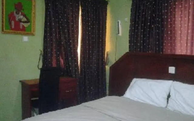 The Oragon Hotel