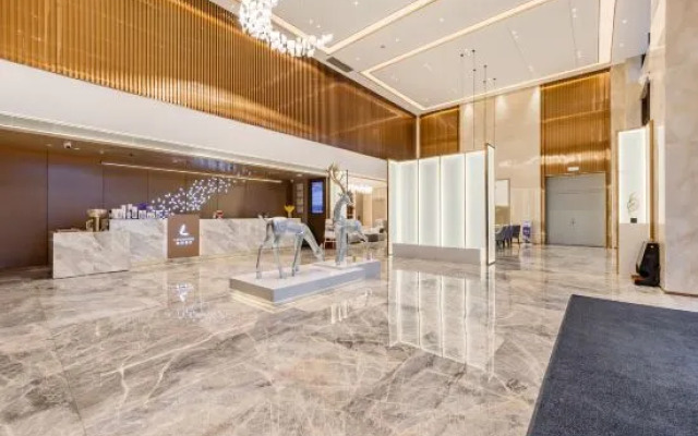 Laifeng Hotel (Zhongshan Xiaolan Light Rail Station Branch)