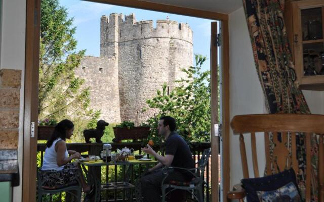 Chateau Terrace Georgian House