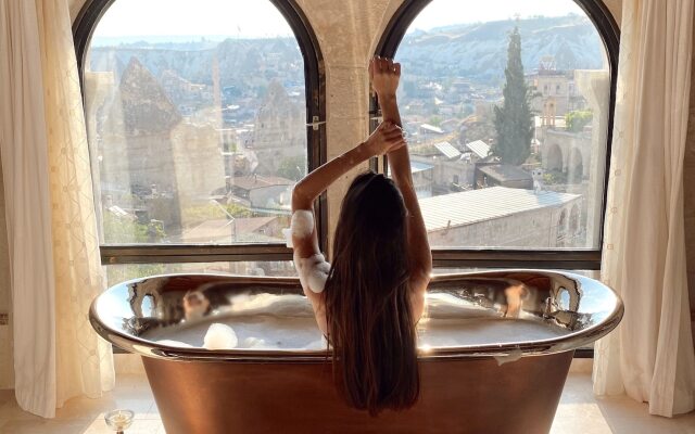 Sultan Cave Suites