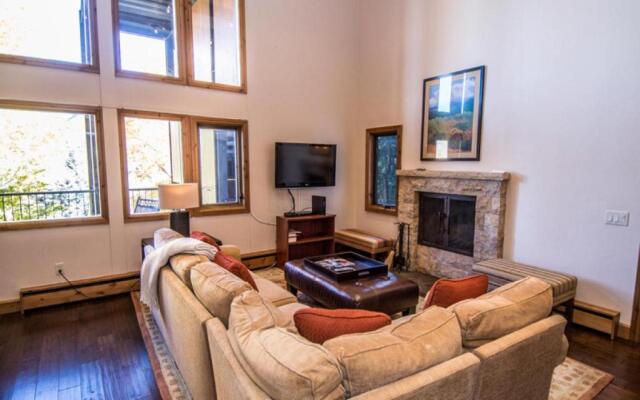 Fifth Avenue Unit 202