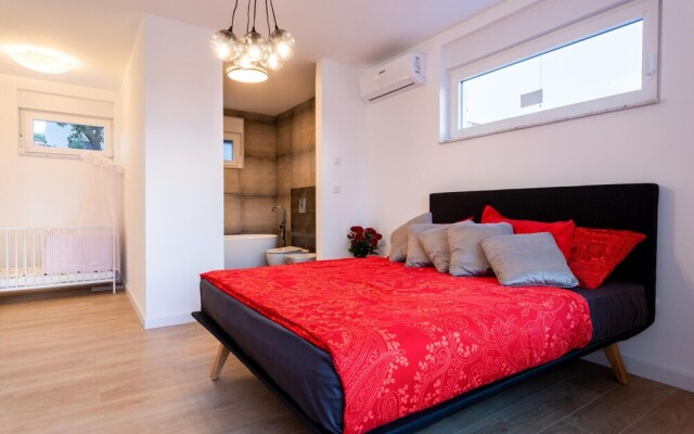 Beautiful Home in Klimno With Sauna, Wifi and 4 Bedrooms