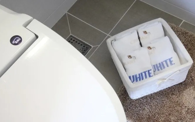 Namhae Blue & White Pension