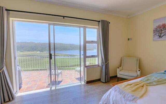 Wilderness Lake View Self-Catering