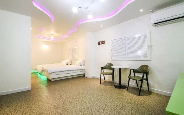 Jeongeup J Self Check-in Motel