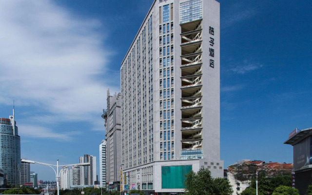 Orange Hotel Select
