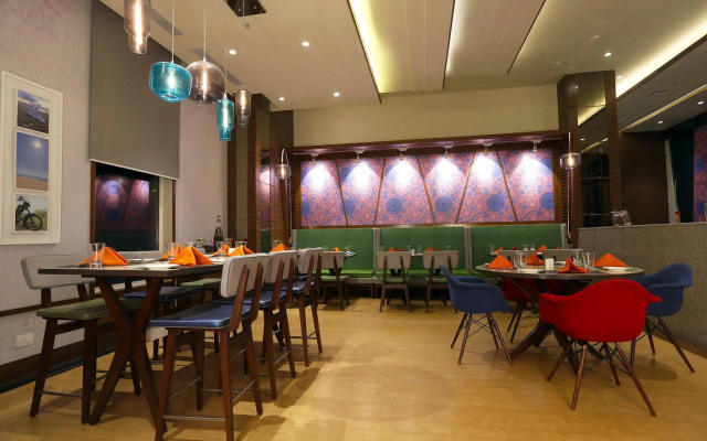 Holiday Inn Express Chennai Old Mahabalipuram Road