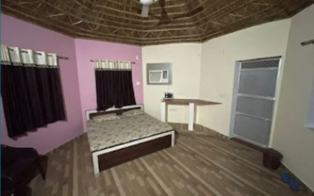 Shyam Luxurious Huts & Guest House