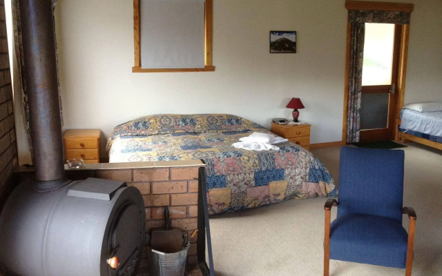 Silver Ridge Retreat