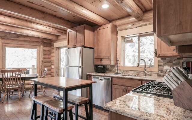 Bearfoot Chalet