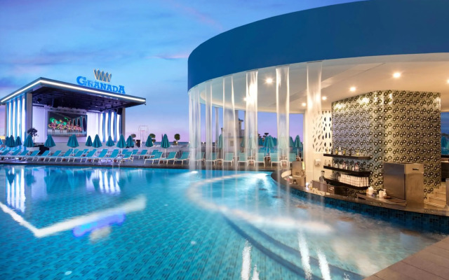 Granada Luxury Beach 