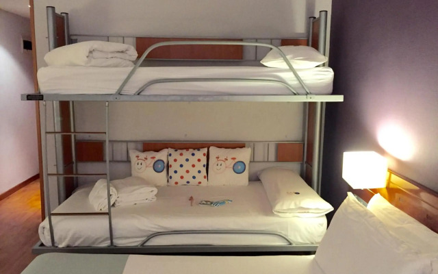 Hotel Madrid Centro Affiliated by Meliá