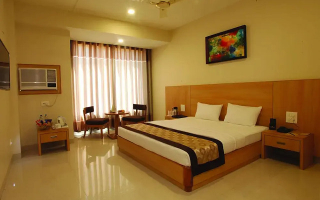 Wingston A Treehouse Hotel-Goverdhan