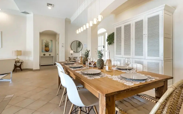 Luxury Pool Villa With View! Cabana, Bbq, 3min/beach, in Tierra del Sol!