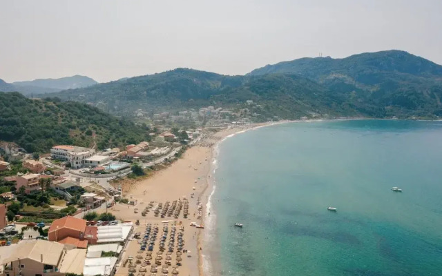 Althea Apartment, Spacious Apt at Delfini Resort